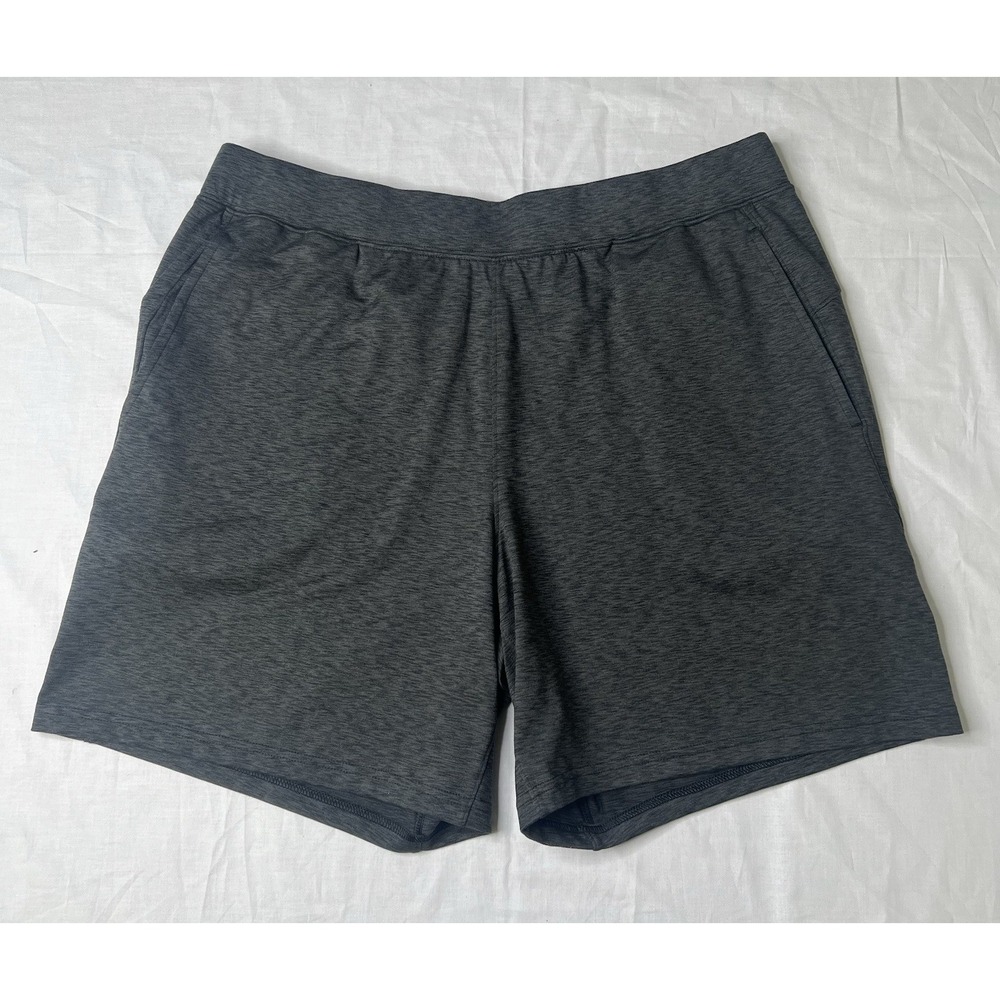 NWT VRST Mens Relaxed‎ Fit Everyday Shorts - Large Gray / Black